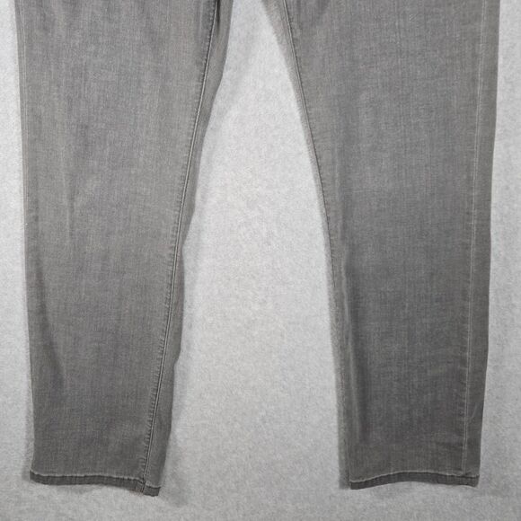 Travis Mathew Jeans 33x32 Gray Featherweight - Picture 3 of 10